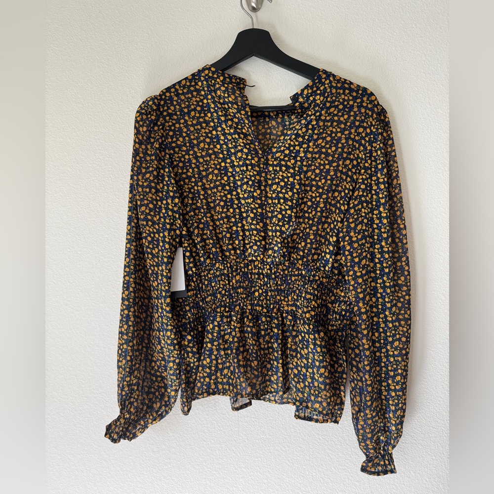 NWT woman Long Sleeve Top Size S
